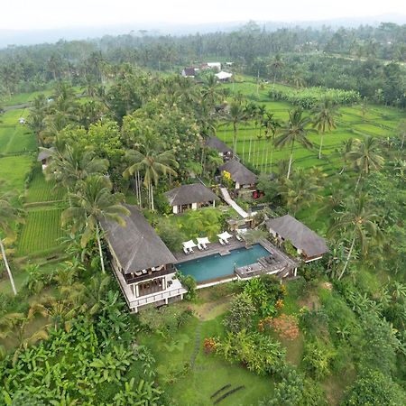 Awan Putih Resort Паянган Экстерьер фото