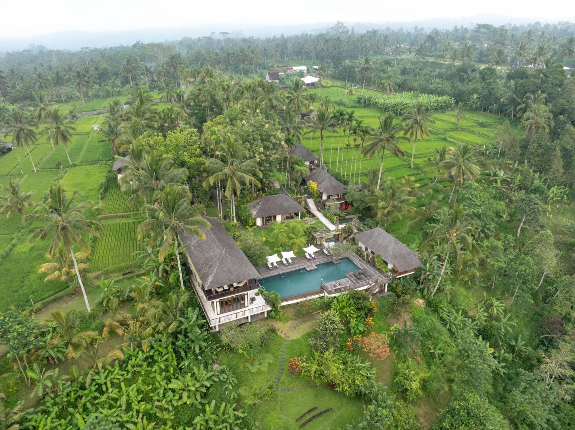 Awan Putih Resort Паянган Экстерьер фото